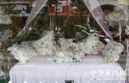 ��������@֮�L(f��ng)���M(j��n)�tɫ����ʥ��