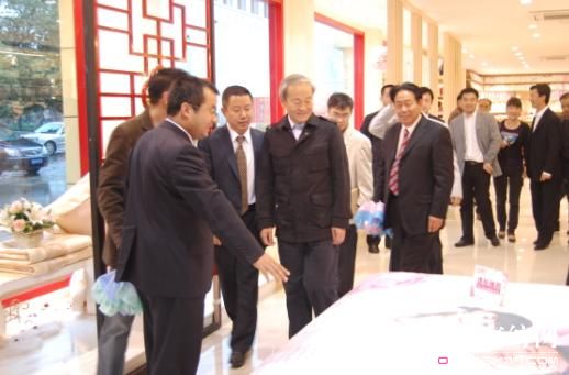 ����ޕ�(hu�� )�L(ch��ng)���^(gu��n)�t���Ҽ���Ş��