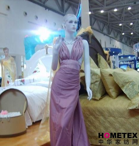 ǧ�żҼ������(zhu��n)��28�