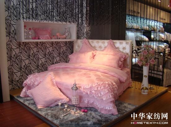 Ӣ�������(��i)�Ҽ��Bʯ��չ�dʢ�b�_(k��i)Ļ