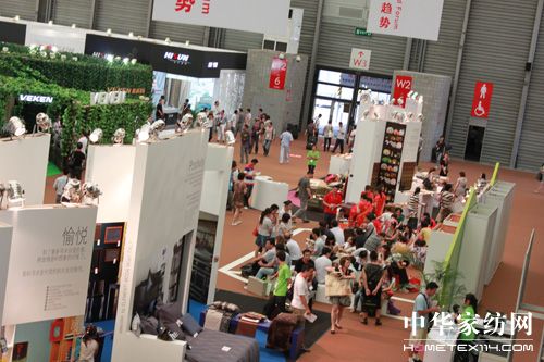 2010���H�Ҽ����[��(hu�� )ʢ���_(k��i)Ļ