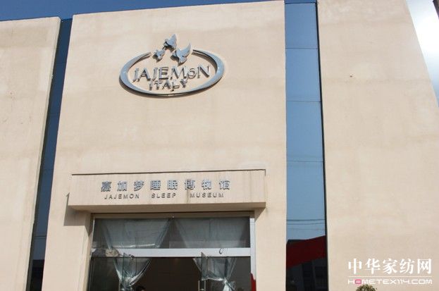 ���á�ɫ��Ů�������ܡ��ʡ�����