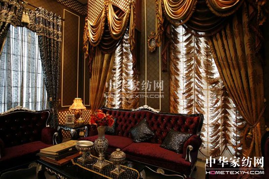 ���ڇ��H�Ҽ���ˇ�߼Ҿ��Ʒչ�[��(hu�� )