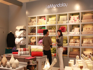 �z��•���{ �r(sh��)�мҾ�չ�����P(gu��n)ע