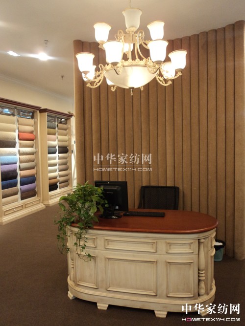 ���d��̺����(zhu��n)�u(m��i)������һ�[