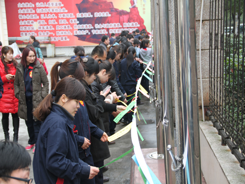 ʢ��F�e�kȤζ�\��(d��ng)��(hu�� )�c�������˹���