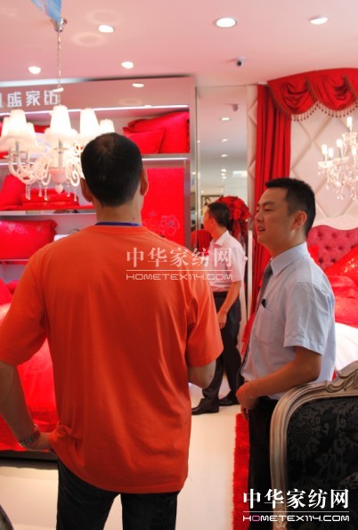 �Pʢ���T(m��n)վ��Ʒ���ƽ��(hu�� )�츣����͑�(h��)