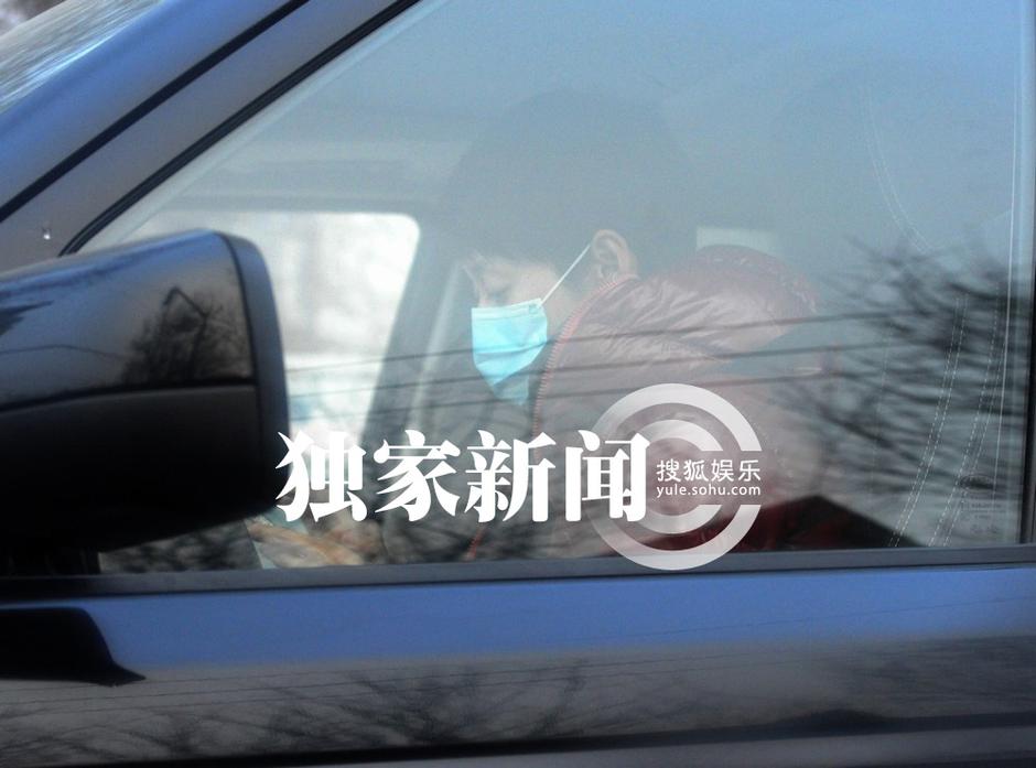 �R���P�׃��@��Ů�� �����ܵ�