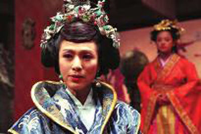 3����Ů���҄����R���P�F���f(shu��)��