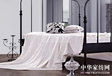 ��Ʒ�Ҿ�չ�����Ԫ�����N(xi��o)����