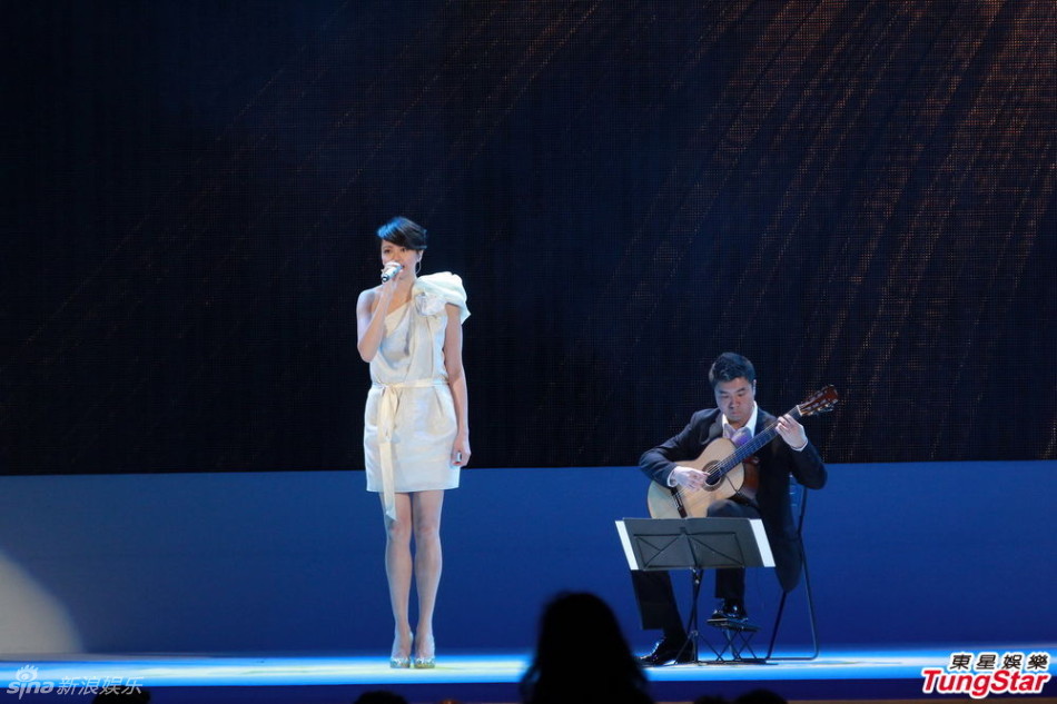 ��ԁ����(zh��)��ɫб��ȹ�I���@�Gȫ��(ch��ng)