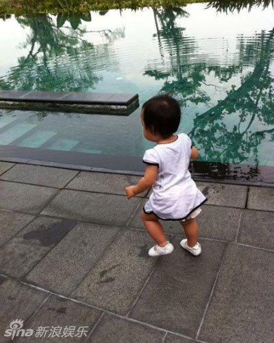 �wޱ��(��i)ŮС���³��L(ch��ng)ӛ������u(m��i)�����ː�(��i)