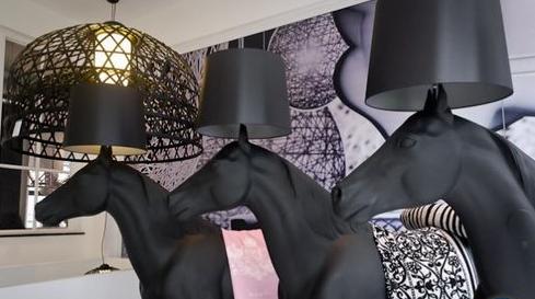 ӭ�R��͹ń�(chu��ng  )���R��