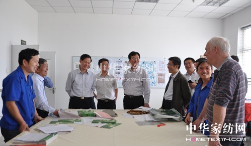 �м�(li��n)���Ї����B(t��i)�����дٕ�(hu�� )չ(li��n)���{��