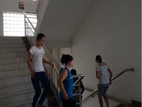 ��·�Ҽ��M(j��n)�����������������T��������ȫ���R