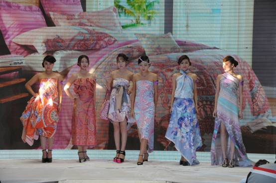 ���z�Ҽ���ͬ��BOX����Ҋ(ji��n)���(hu�� )���pϲ��Ʒ��A�M(m��n)��Ļ