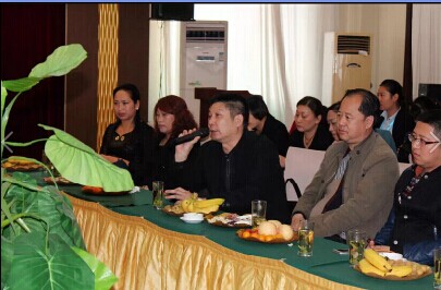 ˍuҼ2015Ʒbp(hu )߽(jng)N(xio)Մ(hu )AM(mn)Y