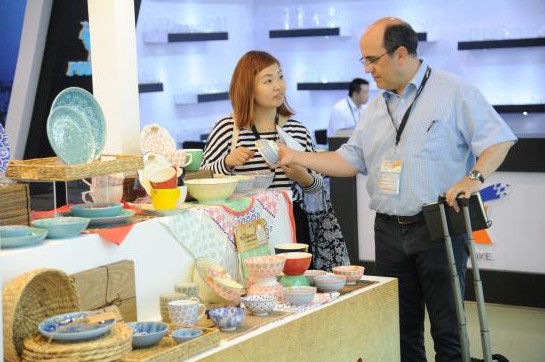 ������Ѯ��ۼ�ͥ��Ʒչ�̙C�o(w��)��