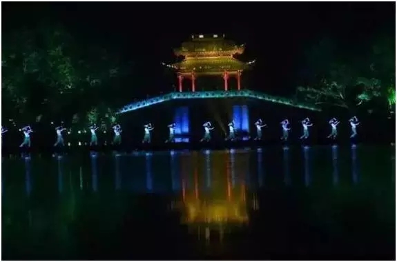 ζG20Ǻݡcz(hu )΢šuһuA(yng)ȡT(mn)Ʊ