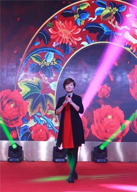 PʢҼ2017ġ(yu)Ʒl(f)(hu )ӆ؛(hu )AM(mn)Ļ