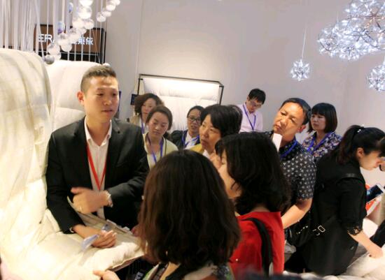 RҼ2017ﶬƷl(f)(hu )AM(mn)Ļ