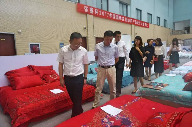 �Ҹ�������ζϯ����ͨ������������300���Ҽ��a(ch��n)Ʒ��Ů�����