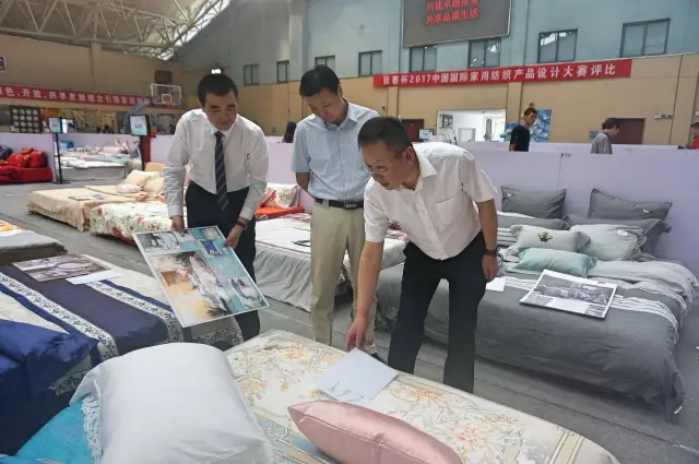 �Ҹ�������ζϯ����ͨ������������300���Ҽ��a(ch��n)Ʒ��Ů�����