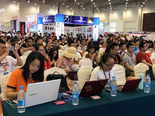 �O�ߺ�l(f��)�����ļҼ����{�����Ј�(ch��ng)���u(m��i)�������P(gu��n)ע����