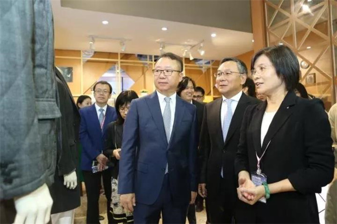 @L(fng)м(lin)＾(lin)չ_(ki)Ļ