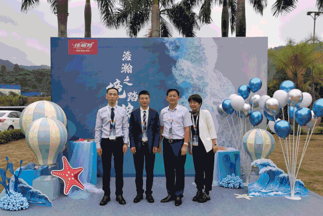 ̤֮ǰС˹2021Ʒl(f)(hu )AM(mn)ɹ