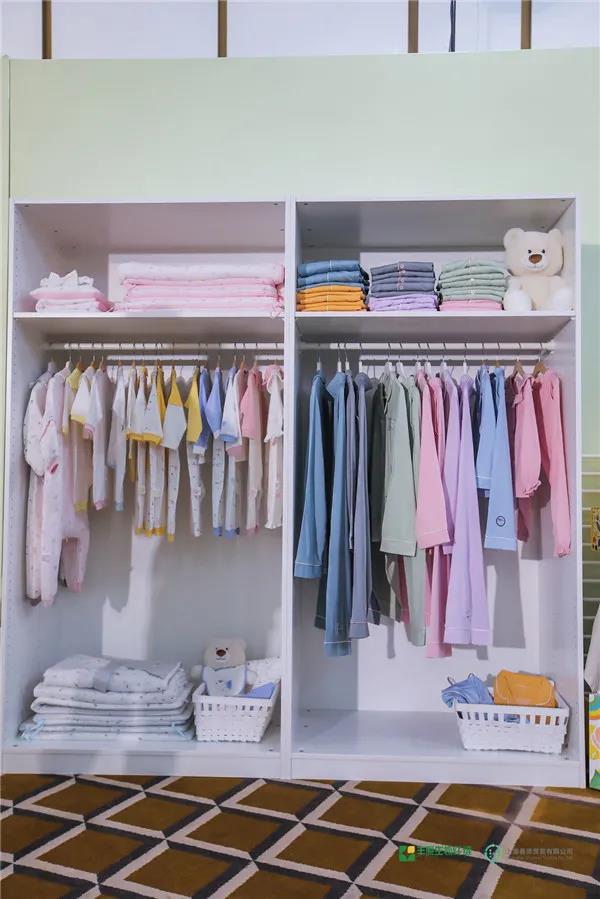 ȫGɫ(lin)˳(dng)xʽߡa(chn)ƷGɫ朹cur(ji)tB(hu )Ϻe